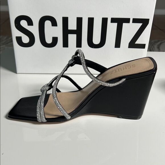 Schutz Lauryn Schutz Lauryn Crystal
Strappy Wedge Sandal - Picture 6 of 14